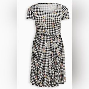 Disney Mickey & Friends Tie-Front Dress - Super Soft Daisy Checkers Torrid 1 NWT